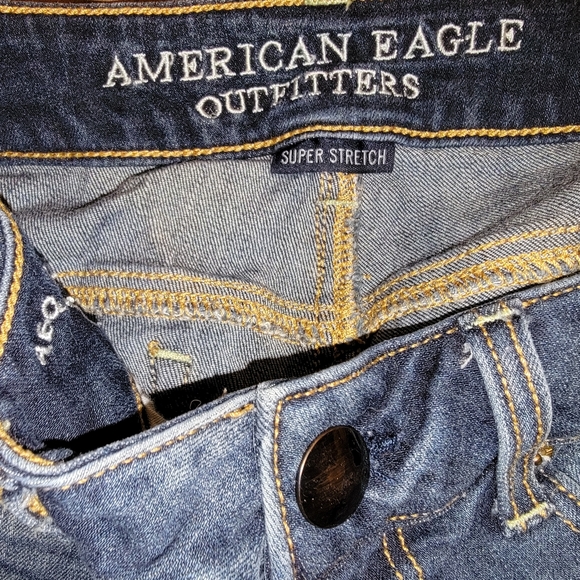 American Eagle Super Stretch Shortie Denim Jean Shorts Size 2 - Picture 5 of 7